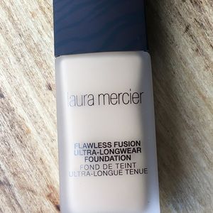 Laura Mercier Flawless Fusion Foundation 3W1